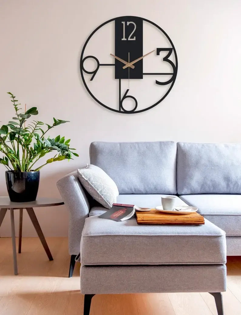 Minimalist wall clock